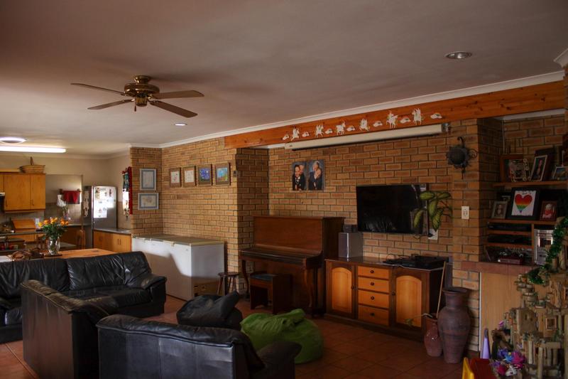 To Let 3 Bedroom Property for Rent in Vierlanden Western Cape